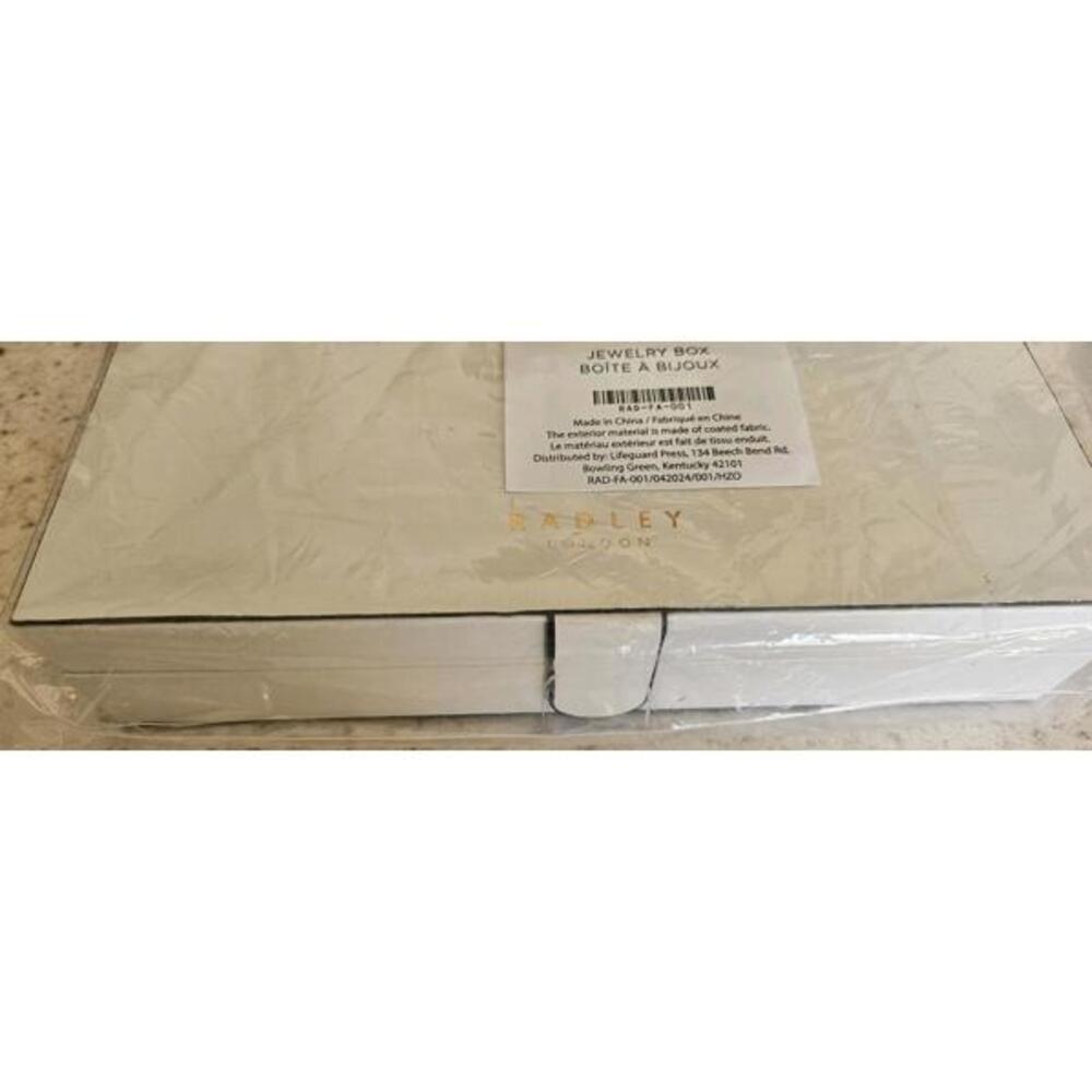 Radley London Jewelry Box White - Portable Travel Micro Suede - NEW IN BAG - Picture 5 of 6